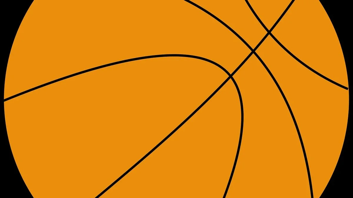 Wembanyama率马刺逆转尼克斯：规则变化与比赛管理观察